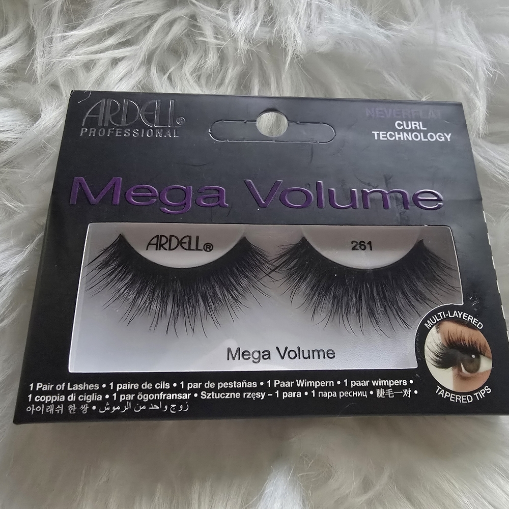 Lashes